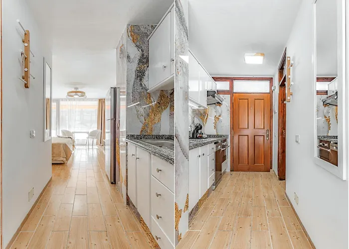 Апартаменти Tenerifeopenhome Olympia 225 *